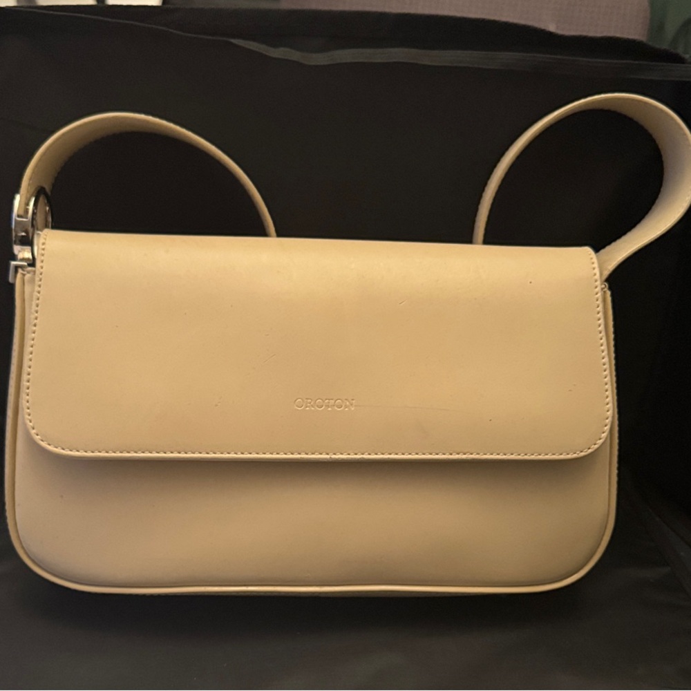 Oroton Antique Cream Genuine Cowhide Leather Shoulder Bag NWOT